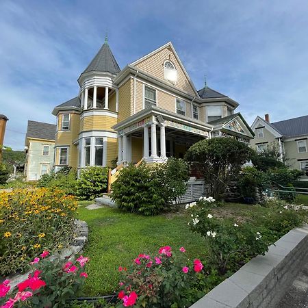 Munroe Inn Boutique Hotel Auburn Exterior photo