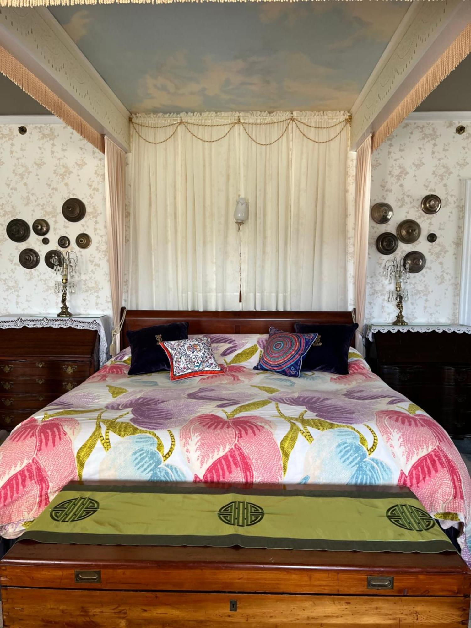 Munroe Inn Boutique Hotel Auburn Room photo