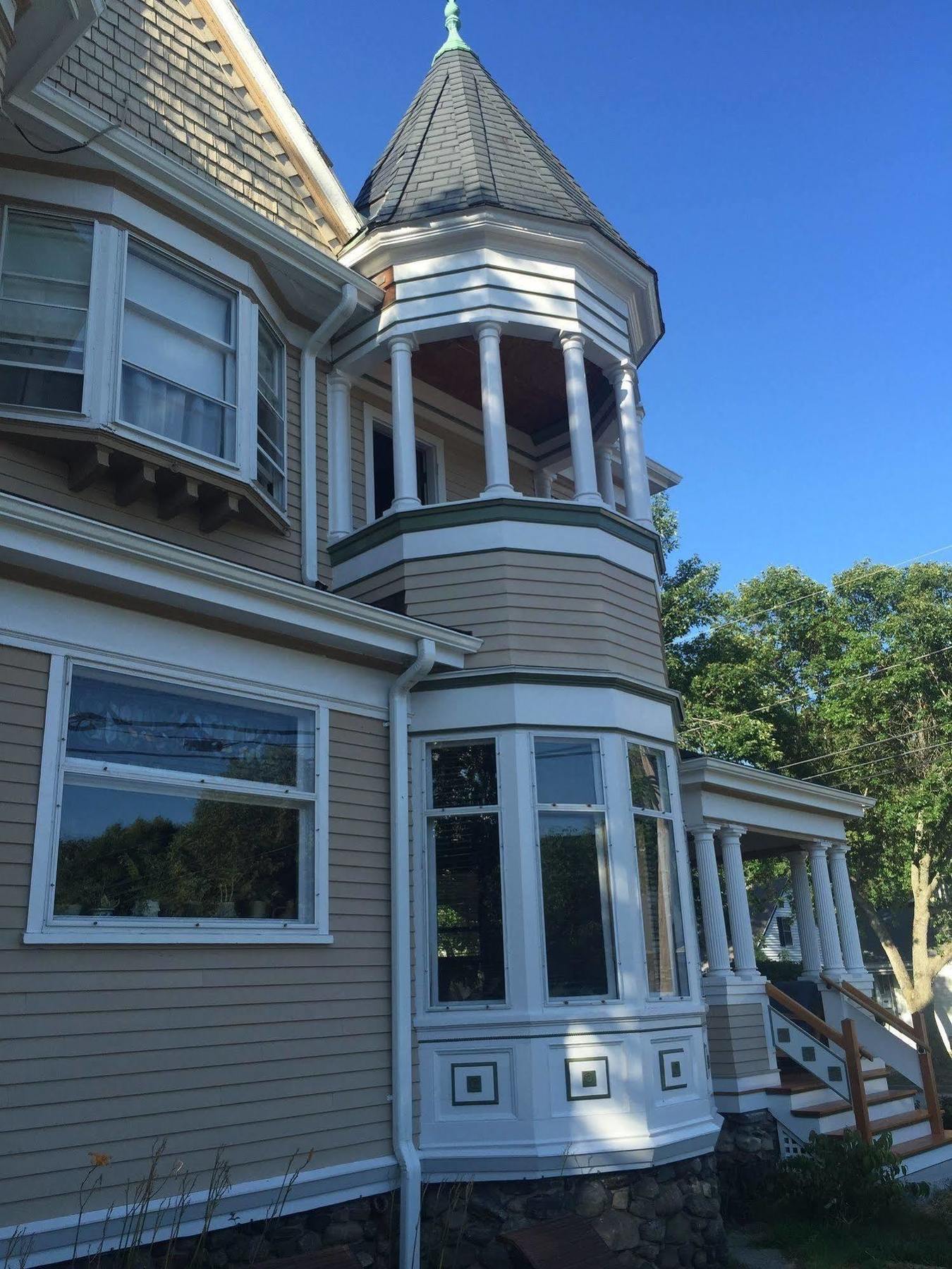 Munroe Inn Boutique Hotel Auburn Exterior photo